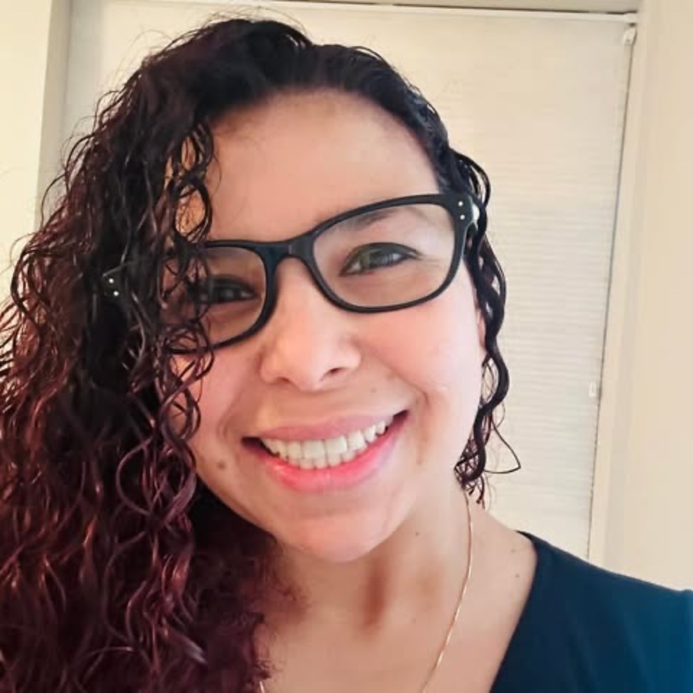 Meet your Posher, Maria